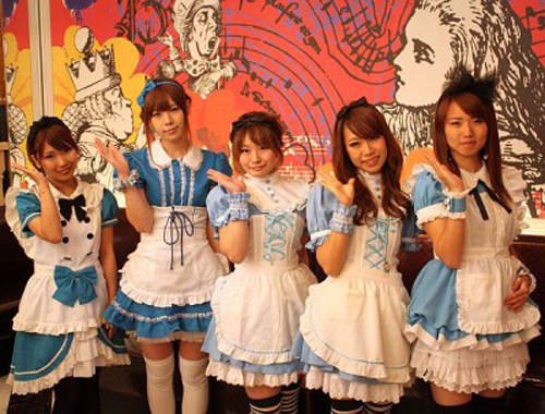 超夢幻的《舞會國的愛麗絲》餐廳♠♣♥◆~ 超夢幻的《舞會國的愛麗絲》餐廳♠♣♥◆~