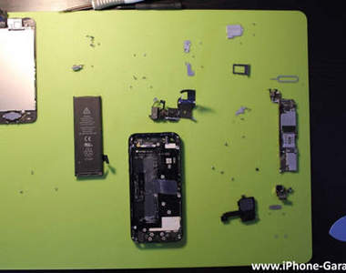 蘋果iPhone 5首發不專業「分屍」照嘗鮮看啦(誤) 蘋果iPhone 5首發不專業「分屍」照嘗鮮看啦(誤)