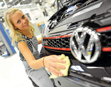 VW Golf GTI Black Dynamic~打造概念車其實不難?(誤) VW Golf GTI Black Dynamic~打造概念車其實不難?(誤)