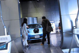 《車迷東京必遊》到銀座別忘了去NISSAN GALLERY血拼喔! 《車迷東京必遊》到銀座別忘了去NISSAN GALLERY血拼喔!