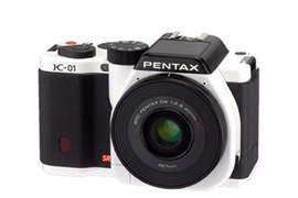 擁有獨特設計的Pentax最新款單眼相機《K-01 》已經在台發表啦! 擁有獨特設計的Pentax最新款單眼相機《K-01 》已經在台發表啦!