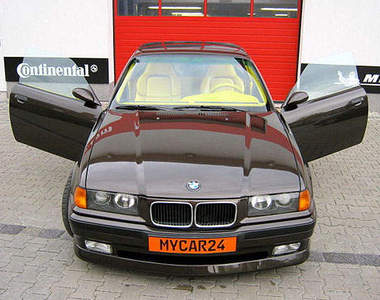 想用BMW M3搬家?那就把它改裝成貨卡吧!(誤) 想用BMW M3搬家?那就把它改裝成貨卡吧!(誤)