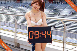 2012《賽車女郎時計》每分鐘都像起跑一樣熱血!(握拳) 2012《賽車女郎時計》每分鐘都像起跑一樣熱血!(握拳)