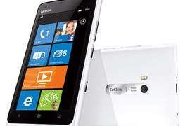 傳Nokia最新兩款WP 8新機 《Lumia 910》&《Lumia 1001》接連曝光? 傳Nokia最新兩款WP 8新機 《Lumia 910》&《Lumia 1001》接連曝光?