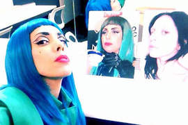 《Lady Gaga》爆瘦素顏照公開 意外出現藝人中的明星臉 《Lady Gaga》爆瘦素顏照公開 意外出現藝人中的明星臉