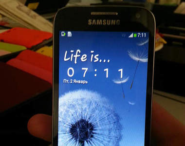 Samsung《Galaxy S4 mini》迷你版S4 真機照首次曝光!? Samsung《Galaxy S4 mini》迷你版S4 真機照首次曝光!?