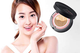 《Holika Holika 海綿BB霜》按人家的時候要小心漫出來啦~ 《Holika Holika 海綿BB霜》按人家的時候要小心漫出來啦~