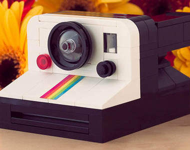 超逼真《樂高Polaroid迷你相機》復古迷你造型模樣超可愛~ 超逼真《樂高Polaroid迷你相機》復古迷你造型模樣超可愛~