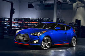 超嗆《現代Veloster Turbo R-Spec》韓系鋼砲再加辣 超嗆《現代Veloster Turbo R-Spec》韓系鋼砲再加辣