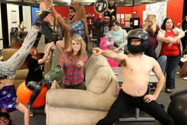 哈林搖(Harlem Shake) 30秒的時間亂跳亂搖全球夯翻了 哈林搖(Harlem Shake) 30秒的時間亂跳亂搖全球夯翻了