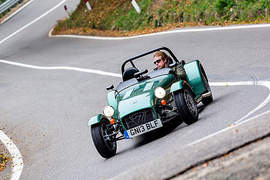 入門大玩具《Caterham Seven 165》心臟小也能很有樂子 入門大玩具《Caterham Seven 165》心臟小也能很有樂子
