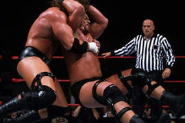 WWE摔角經典終結技 讓人痛不欲生的大招 BEST50(下) WWE摔角經典終結技 讓人痛不欲生的大招 BEST50(下)