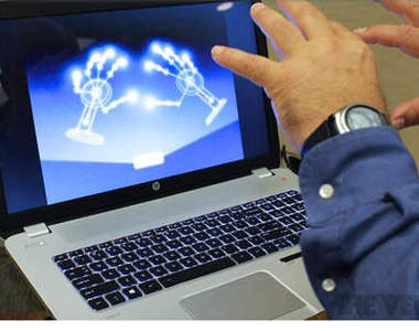《HP Envy 17體感筆電》世上第一台3D手勢操控的科幻筆電 《HP Envy 17體感筆電》世上第一台3D手勢操控的科幻筆電