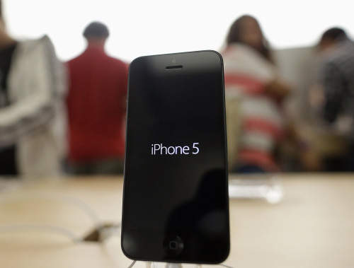 傳說中的蘋果《平價版iPhone》 最後真機原型就長這樣嗎？ - 圖片5