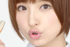 面速力達母MARIKO 篠田麻里子的小護士裝扮真是太可愛了 面速力達母MARIKO 篠田麻里子的小護士裝扮真是太可愛了