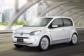 超省油《VW twin up!》節能小可愛東京現身 超省油《VW twin up!》節能小可愛東京現身