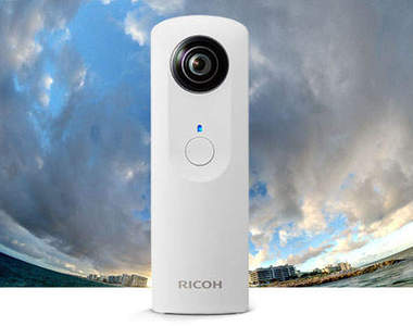 理光Ricoh Theta 360度全景相機 拍照也要無死角~(喀擦!) 理光Ricoh Theta 360度全景相機 拍照也要無死角~(喀擦!)