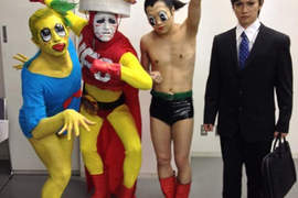 日本人的《萬聖節變裝》一年一次又怎麼可以不認真呢(握拳) 日本人的《萬聖節變裝》一年一次又怎麼可以不認真呢(握拳)