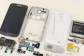 Samsung《Galaxy S4》最新鮮的三星機皇「分屍」過程搶先看~ Samsung《Galaxy S4》最新鮮的三星機皇「分屍」過程搶先看~