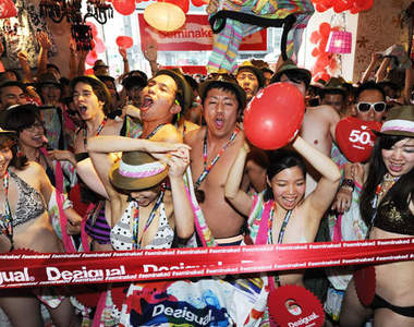 Desigual《半裸來店》活動 日本初上陸 Desigual《半裸來店》活動 日本初上陸