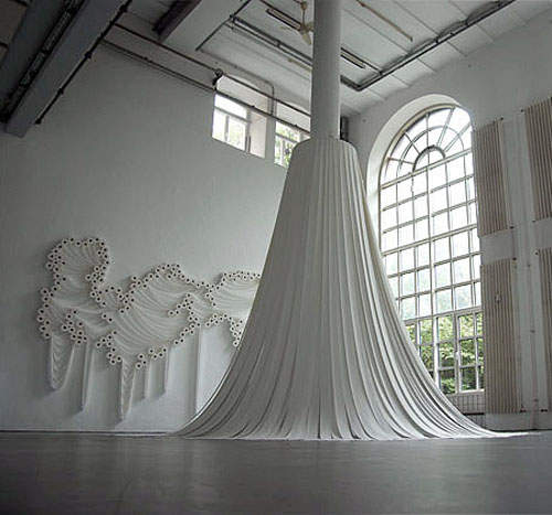 《衛生紙藝術》這美術館不怕沒紙用了~ 《衛生紙藝術》這美術館不怕沒紙用了~