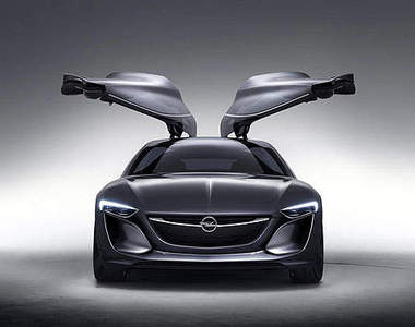 《Opel Monza概念車》帥氣車門等不及要先打開囉~ 《Opel Monza概念車》帥氣車門等不及要先打開囉~