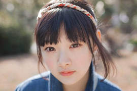 清新派麻豆《Dal》好像在看少女寫真集❤ 清新派麻豆《Dal》好像在看少女寫真集❤