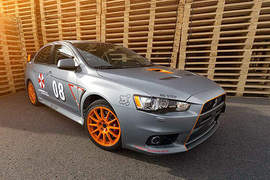 爆改《Mitsubishi Lancer EVO X》鯊魚頭身手大躍進~ 爆改《Mitsubishi Lancer EVO X》鯊魚頭身手大躍進~