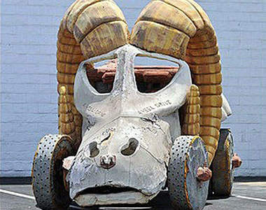 已知用車?《摩登原始人》石器時代卡車大拍賣~ 已知用車?《摩登原始人》石器時代卡車大拍賣~