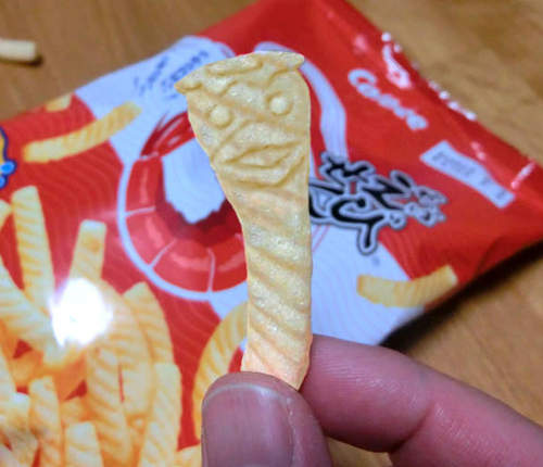 隱藏版零食(?)數萬包裡才一個的超珍貴河童蝦味條 隱藏版零食(?)數萬包裡才一個的超珍貴河童蝦味條