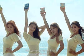 《SISTAR》露溝賣維他命C 唉唷~都是為了話題嘛 《SISTAR》露溝賣維他命C 唉唷~都是為了話題嘛