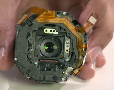 Sony QX100外掛鏡頭拆解 最新官方分屍影片燒喔~ Sony QX100外掛鏡頭拆解 最新官方分屍影片燒喔~