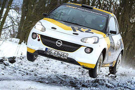 《Opel Adam R2越野賽車》可愛小車也是有好身手喔~ 《Opel Adam R2越野賽車》可愛小車也是有好身手喔~