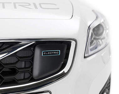 《Volvo C30 Electric》只要一個半小時就能讓車車電力滿檔~ 《Volvo C30 Electric》只要一個半小時就能讓車車電力滿檔~