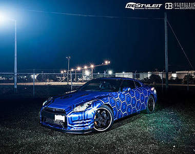 超趴《Nissan GT-R》東瀛戰神這樣穿有飛遜嗎? 超趴《Nissan GT-R》東瀛戰神這樣穿有飛遜嗎?