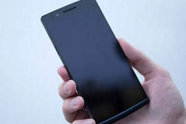 《OPPO Find 5黑色版》 超平價5吋大陸旗艦機換新裝登場 《OPPO Find 5黑色版》 超平價5吋大陸旗艦機換新裝登場