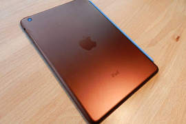 老外定製《銅棕色iPad mini 》首發開箱 你也會想要擁有一台嗎~ 老外定製《銅棕色iPad mini 》首發開箱 你也會想要擁有一台嗎~