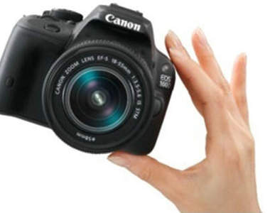 一手就能掌握!《Canon EOS 100D》最新首款超迷你單眼問世~ 一手就能掌握!《Canon EOS 100D》最新首款超迷你單眼問世~