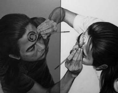 《超現實自畫像》真真假假讓人傻傻分不清~ 《超現實自畫像》真真假假讓人傻傻分不清~