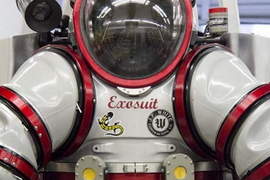 巨無霸Exosuit深海潛水裝 模樣會不會太霸氣 巨無霸Exosuit深海潛水裝 模樣會不會太霸氣