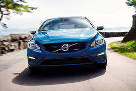 R-Design上身《Volvo V60 Plug-in Hybrid》環保又帶勁 R-Design上身《Volvo V60 Plug-in Hybrid》環保又帶勁