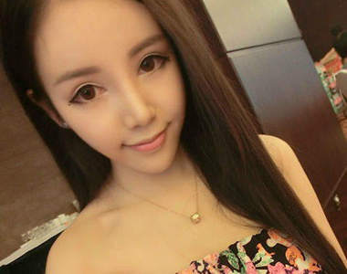 度假妹李婧菲 浪漫海景+美人=馬爾地夫的無敵方程式 度假妹李婧菲 浪漫海景+美人=馬爾地夫的無敵方程式
