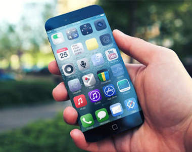 網友惡搞iPhone 5S放大保護殼 瞬間變成大隻佬iPhone 6 網友惡搞iPhone 5S放大保護殼 瞬間變成大隻佬iPhone 6