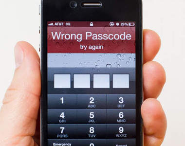 iPhone小技巧《密碼錯誤被鎖機如何解決》有網友被強制等待44年(大笑) iPhone小技巧《密碼錯誤被鎖機如何解決》有網友被強制等待44年(大笑)