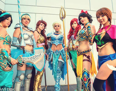 迪士尼公主當道《戰鬥系迪士尼公主》Cosplay 迪士尼公主當道《戰鬥系迪士尼公主》Cosplay