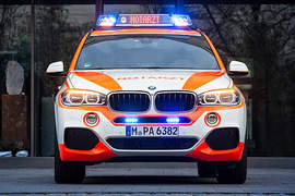 帥氣救援《BMW X5》領軍現身德國行動救護展 帥氣救援《BMW X5》領軍現身德國行動救護展