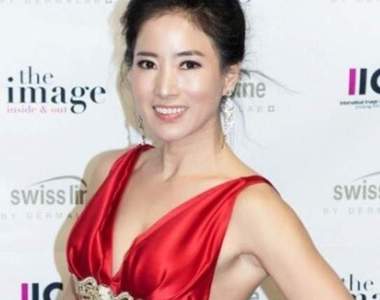 《凍齡健美主婦》這不是51歲的身材和外貌吧??!! 《凍齡健美主婦》這不是51歲的身材和外貌吧??!!