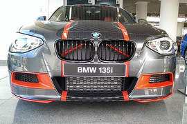 杜拜Style《BMW M135i特別版》這樣不會太高調嗎? 杜拜Style《BMW M135i特別版》這樣不會太高調嗎?