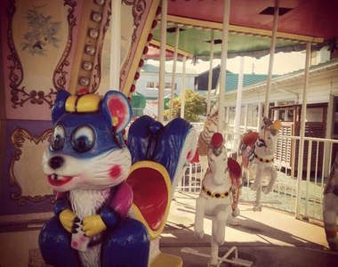 《活廢墟遊樂園》營業中卻完全廢墟狀態的理由揪竟是...... 《活廢墟遊樂園》營業中卻完全廢墟狀態的理由揪竟是......