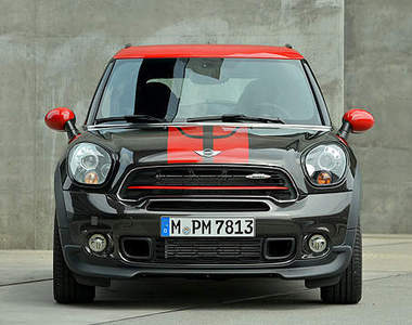 小改款《Mini Paceman JCW》跨界迷你也有性能味 小改款《Mini Paceman JCW》跨界迷你也有性能味